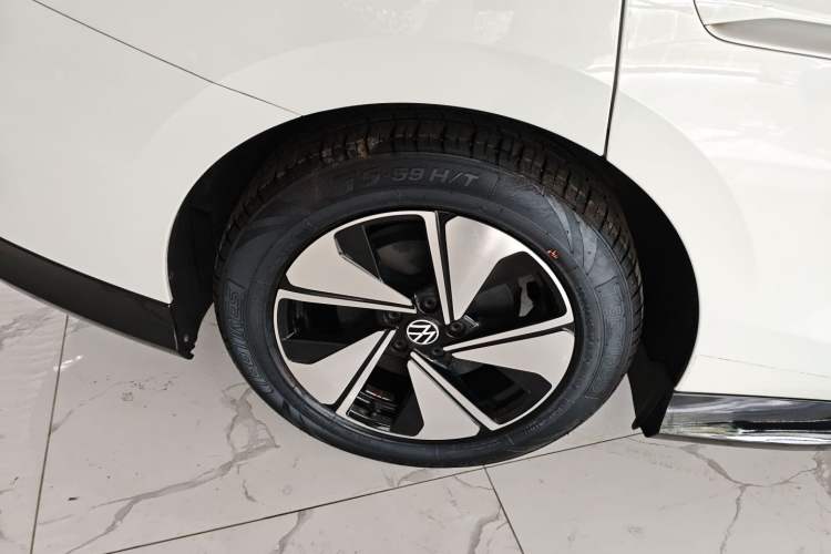 Used Volkswagen ID.7 VIZZION 2024 AIR model
