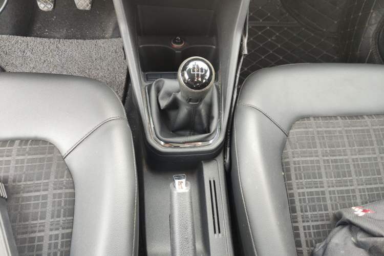 Used Volkswagen Jetta 2017 1.5L Manual Comfort Model