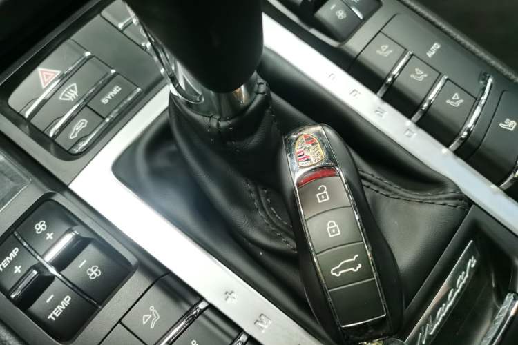 Used Porsche Macan 2020 Macan 2.0T
