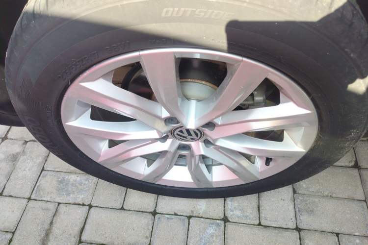 Used Volkswagen T-ROC 2019 230TSI DSG Two-Wheel-Drive Advanced Version China VI Standard