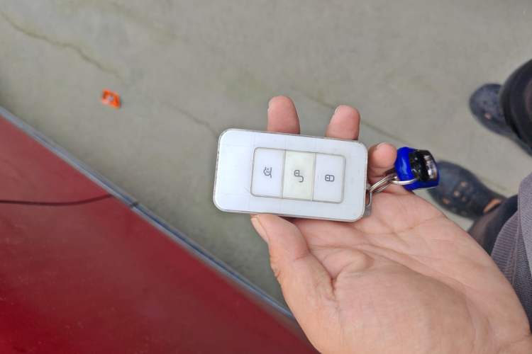 Used BYD Tang New Energy 2018 DM 2.0T All-Wheel Drive Smart Connect Genesis Edition 7 Seats China V Emission Standard
