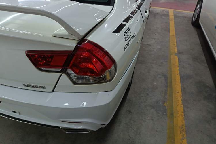 Used Soueast V3 Lingyue 2015 1.5L AMT Happiness Edition