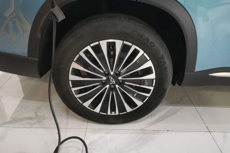 Used Chery Tiggo 8 PLUS C-DM 2025 1.5T 116 km Prestige Version 5 Seats
