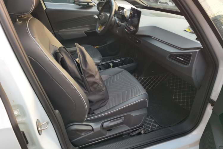 Used Volkswagen ID.3 2023 Pure Smart Edition