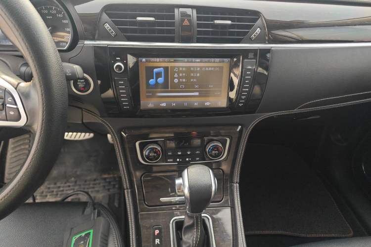 Used Zotye T600 2015 2.0T DCT Prestige Edition