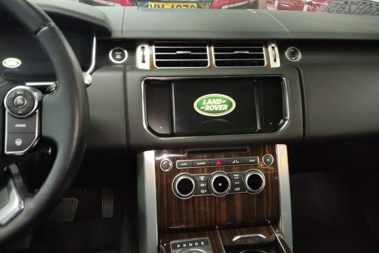 Used Land Rover Range Rover 2016 3.0 SC V6 Vogue Extended Version
