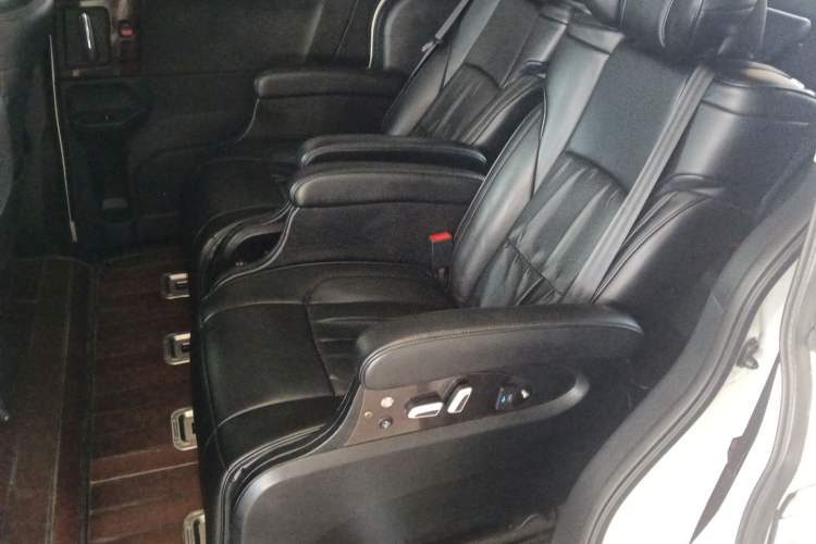 Used Honda Elysion 2016 2.4L Style Edition