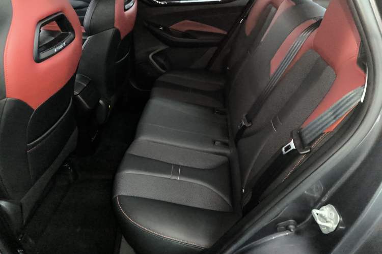 Used Oshan X5 2021 1.5T DCT Prestige Edition
