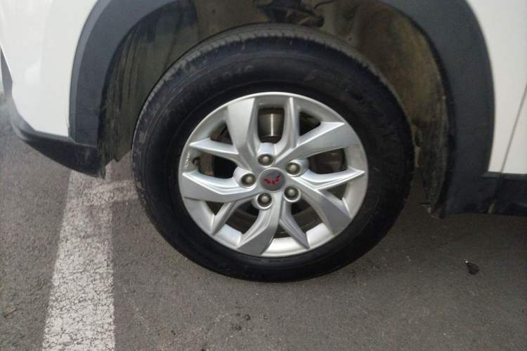 Used Wuling Hongguang S3 2019 1.5L Manual Standard Version China VI Standard