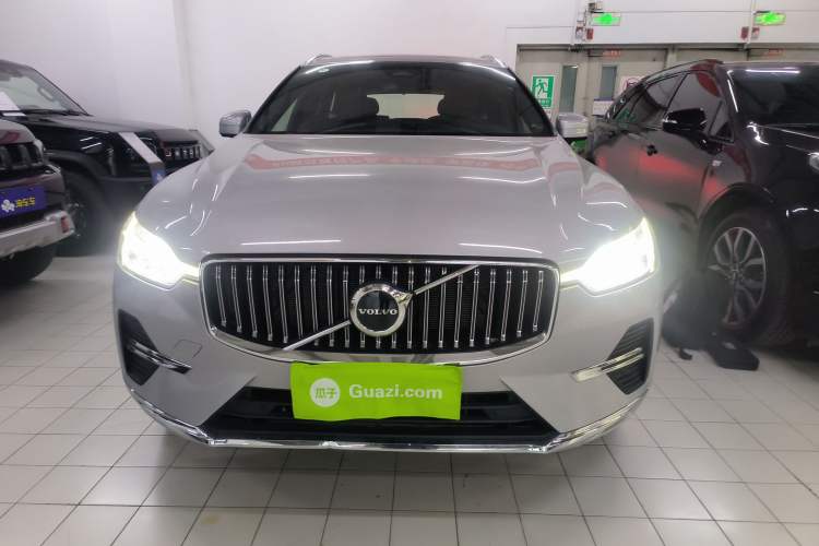 Used Volvo XC60 2024 B5 4x4 Smart Luxury Edition
