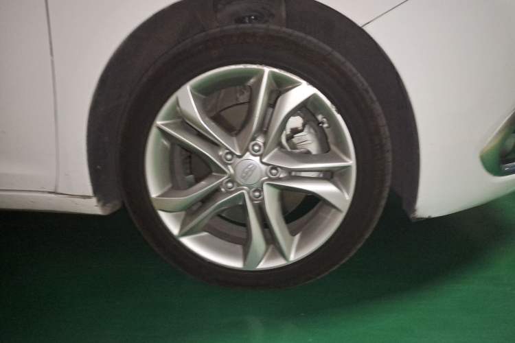 Used Geely Auto Emgrand GL 2017 1.3T DCT Luxury Model
