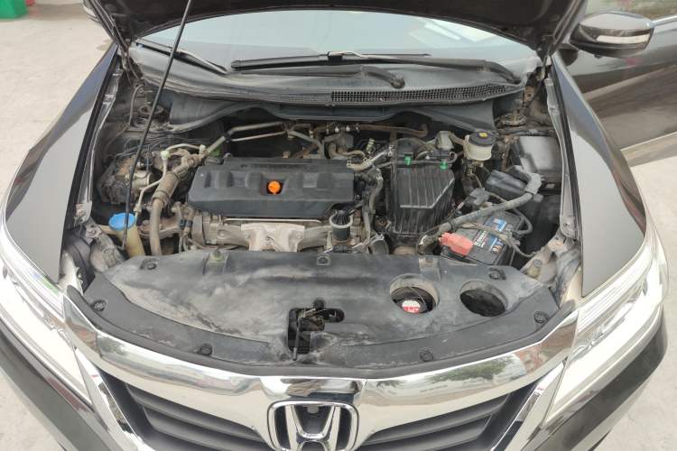 Used Honda Crider 2013 1.8L automatic comfort version
