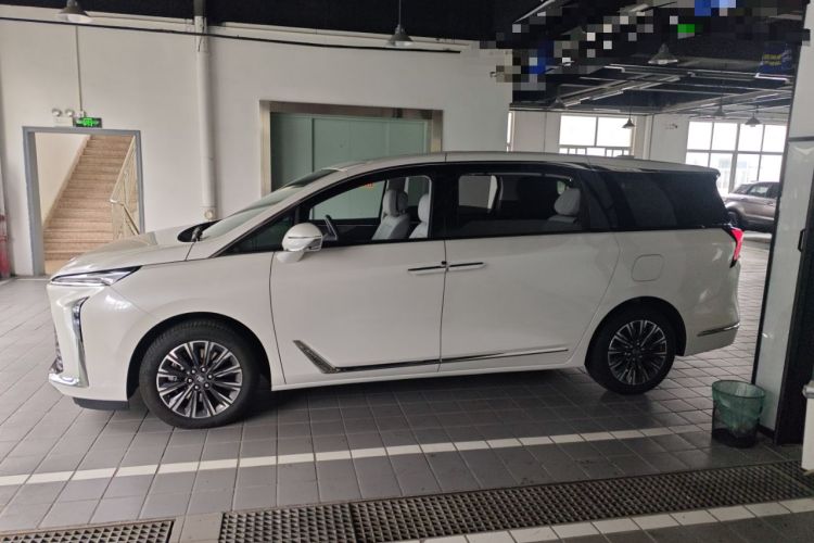 Used Buick GL8 2025 Lu Zun Deluxe Edition
