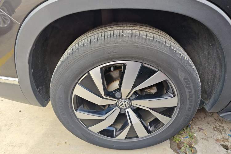 Used Volkswagen Tayron 2020 330TSI Two-Wheel Drive Luxury Smart Connectivity Version