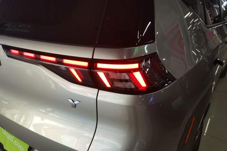 Used AION Y 2021 70 Intelligent Edition