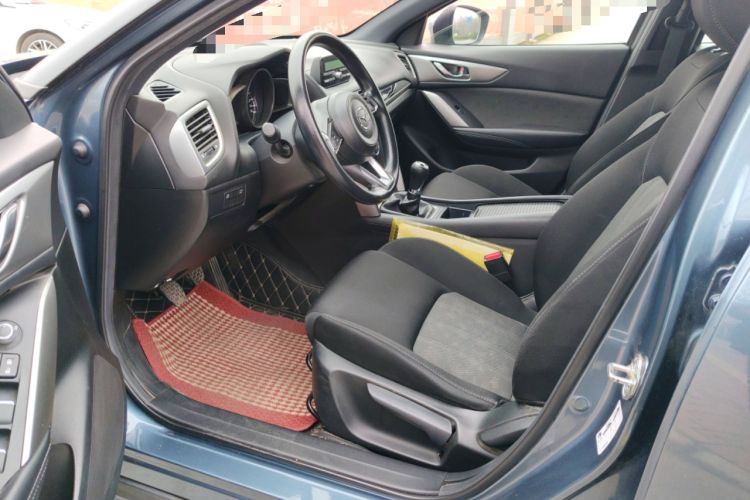 Used Mazda CX-4 2018 2.0L Manual Two-Wheel Drive Blue Sky Dynamic Edition China V Standard
