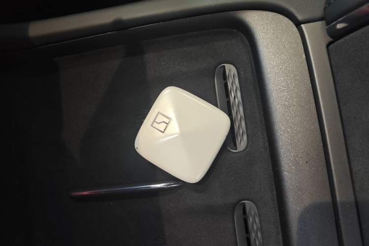 Used Zeekr 007 2024 Rear-Drive Enhanced Version 75 kWh
