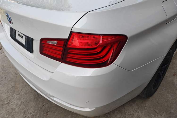 Used BMW 5 Series 2014 520Li Elegant Model
