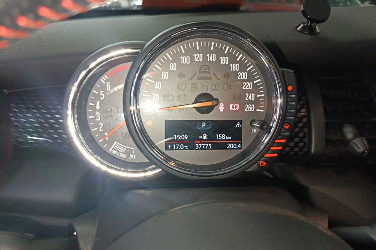 Used  MINI 2016 2.0T COOPER S Five-Door Edition
