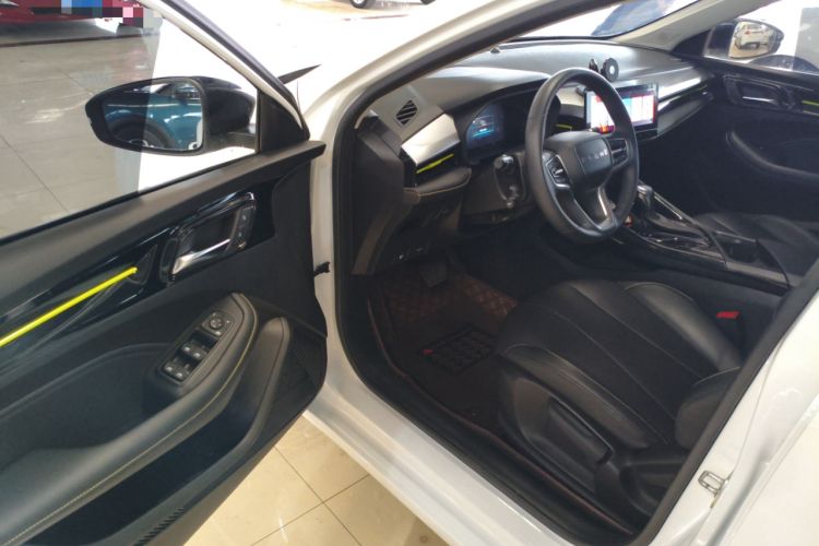 Used Roewe i5 2021 Revised Version 1.5L CVT Diamond Edition
