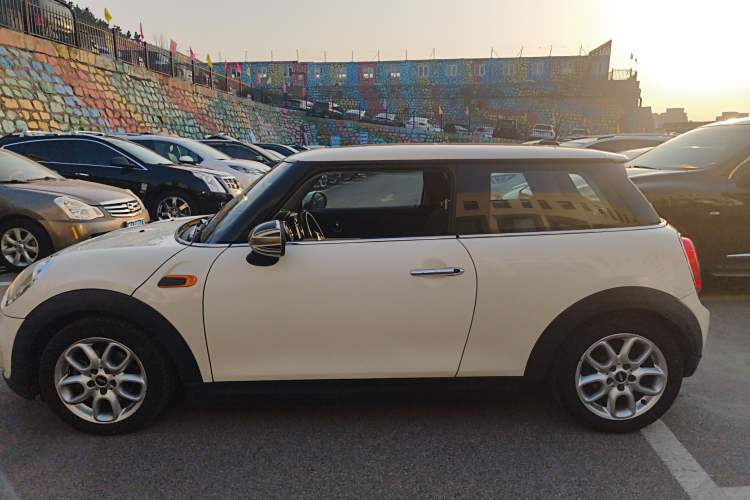 Used  MINI 2014 1.2T ONE+
