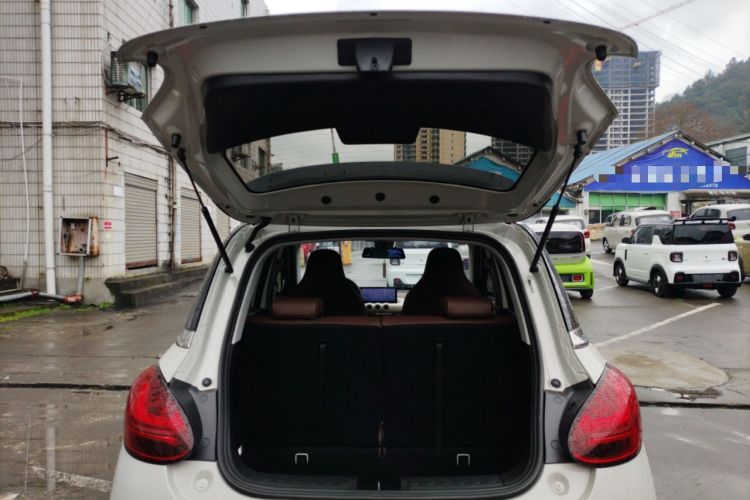 Used Wuling Bingo 2023 333 km Lingxi Connected Version
