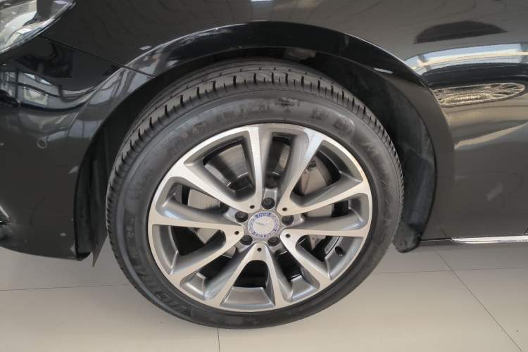 Used Mercedes-Benz E-Class 2017 E 300 L Luxury Model
