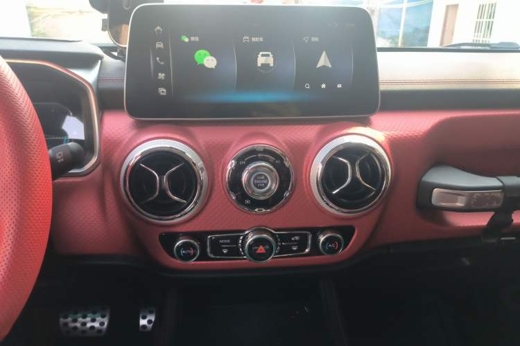 Used BAIC Off-Road BJ40 2023 2.0T Automatic Four-Wheel Drive Urban Hunter Edition Chivalrous Type
