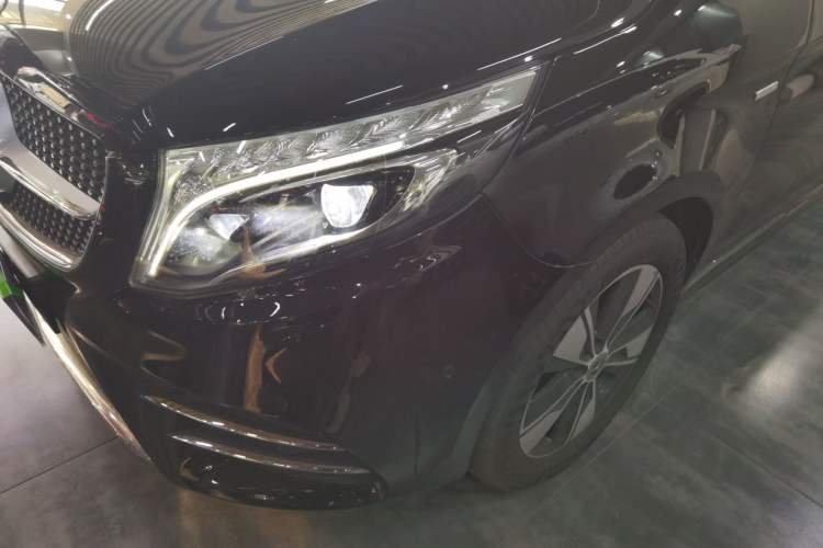 Used Mercedes-Benz V-Class 2020 V 260 L Long-wheelbase Luxury Edition