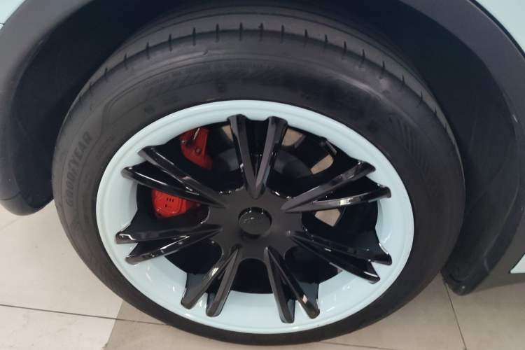 Used Tesla Model Y 2023 Rear-Wheel-Drive Version
