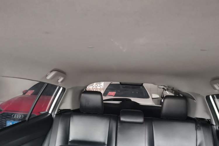 TDK.VehicleDetails.img