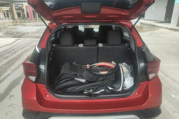 Used Toyota YARiS L 2020 X-Trail X 1.5L CVT Leading Edition
