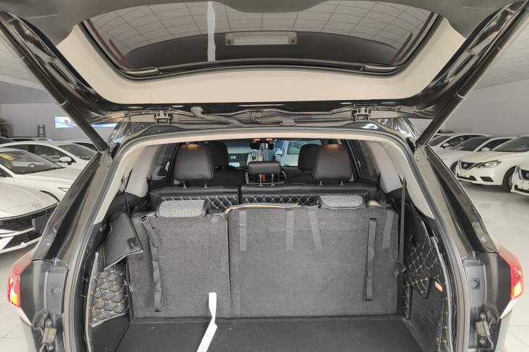 Used Toyota Highlander 2018 2.0T Four-Wheel Drive Prestige Version 7 Seats China V Emission Standard
