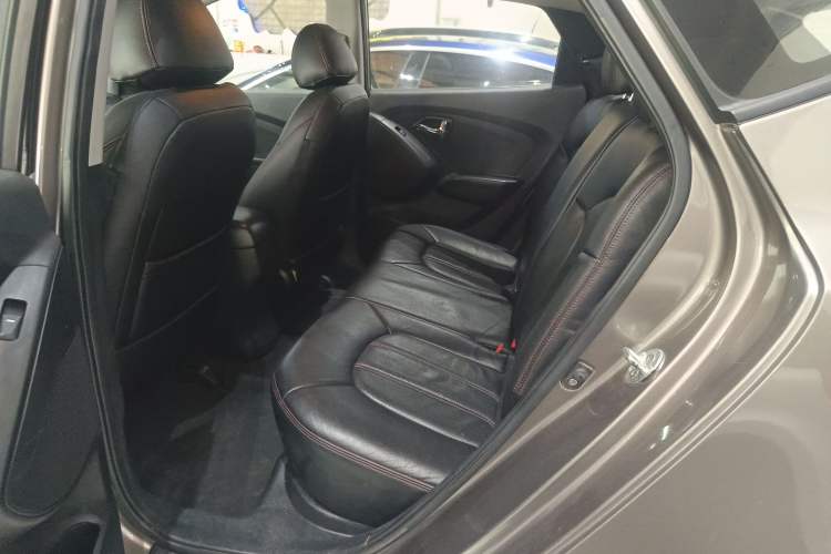 Used Hyundai ix35 2013 2.0L Automatic 2WD Comfort GL China IV Standard
