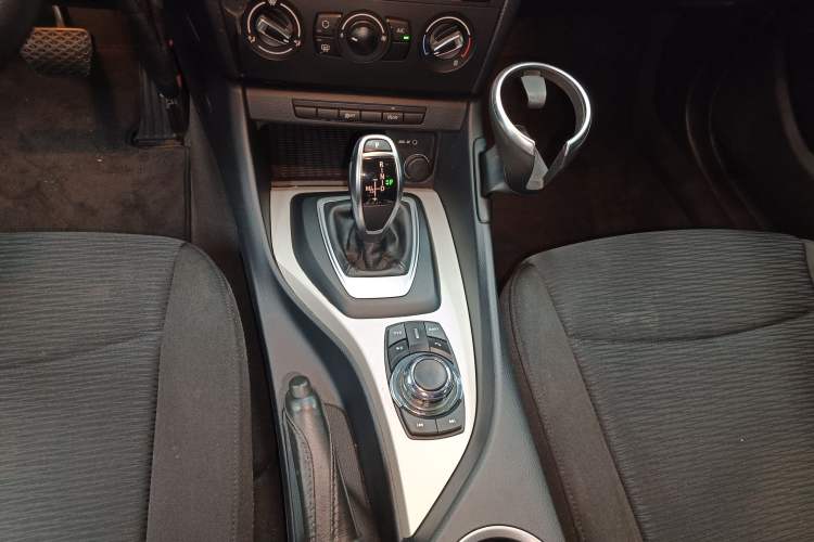 Used BMW X1 2014 sDrive18i Fashion Model
