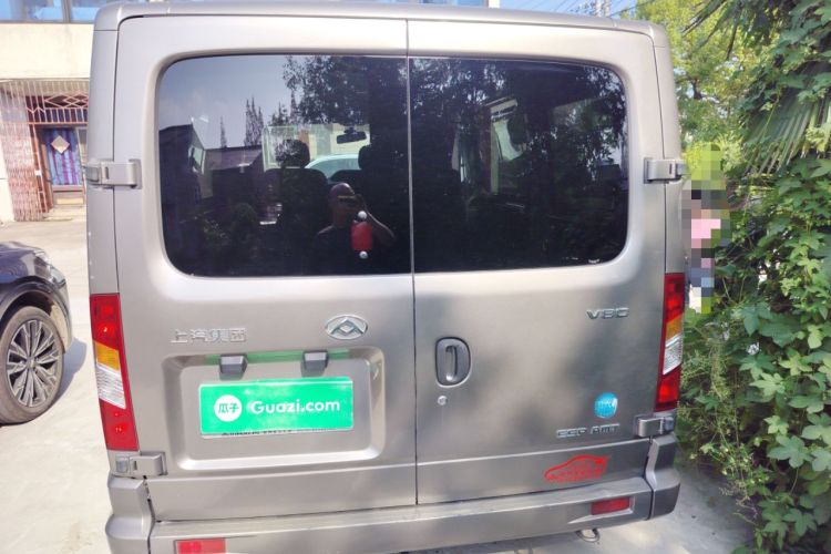 Used SAIC MAXUS Xintu V80 2021 2.0T PLUS AMT City Edition Short Wheelbase Ultra-Low Roof 5/6-Seater
