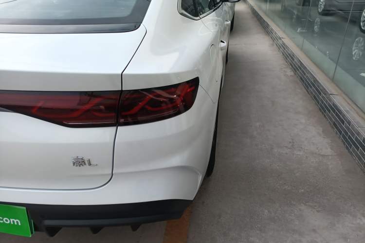Used BYD Qin L 2024 DM-i 120KM Beyond Model