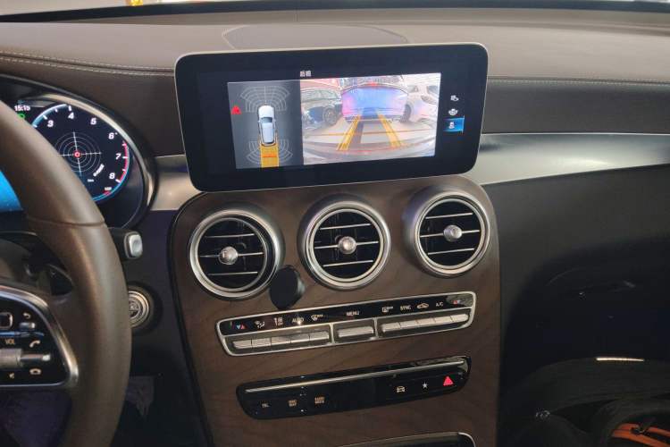 Used Mercedes-Benz GLC 2020 GLC 300 L 4MATIC Dynamic Edition