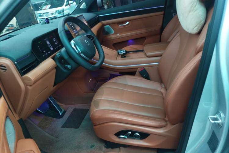 Used Hima AITO M7 2024 1.5T Rear-Drive Plus Version 5 Seats
