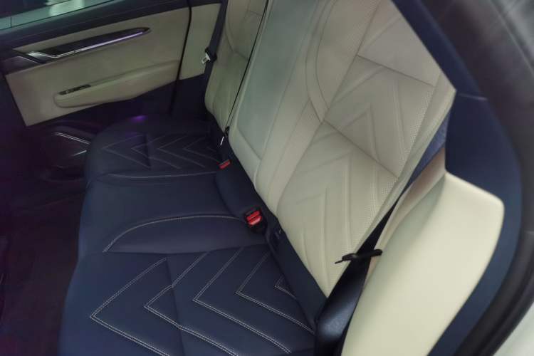 Used Zeekr 001 2023 WE Edition 86 kWh
