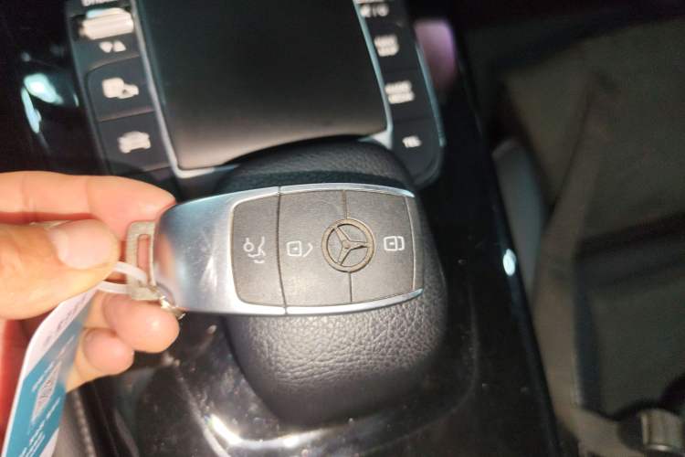 Used Mercedes-Benz A-Class 2021 A 200 L Sport Sedan Fashion Model
