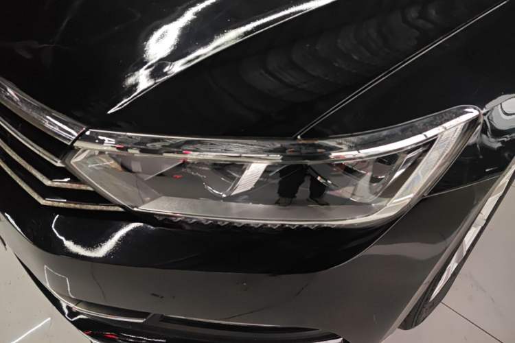 Used Volkswagen Magotan 2019 330TSI DSG Leading Edition China V Standard
