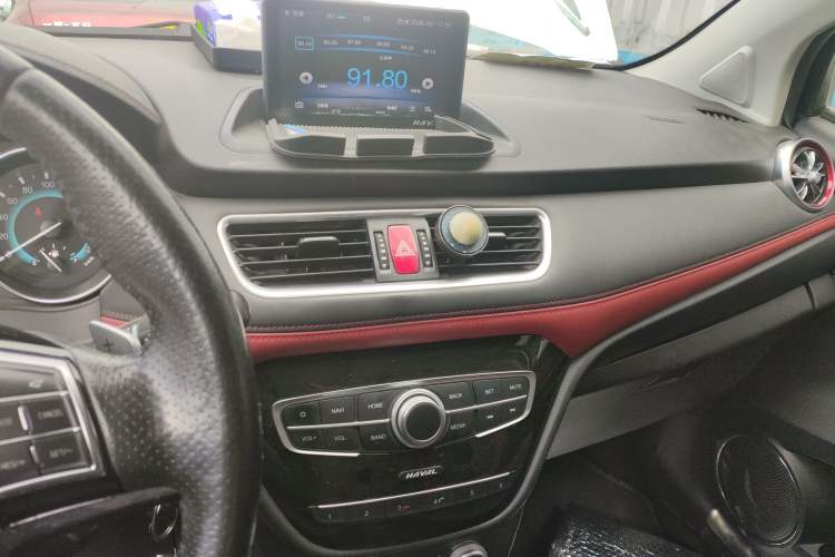 Used Haval H1 2017 Blue Label 1.5L AMT Luxury Model
