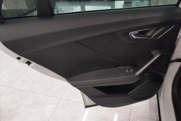 Used Audi Q2L 2022 35 TFSI Fashion Dynamic Model
