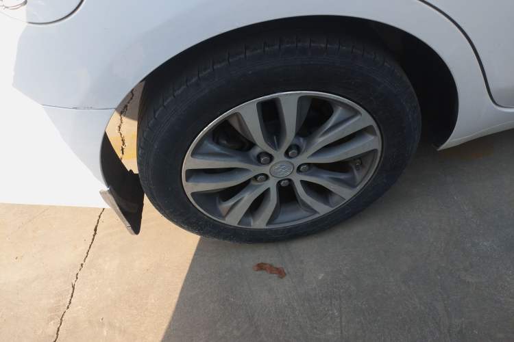 Used Buick GT 2018 18T Automatic Elite Model
