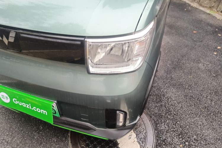 Used Wuling Hongguang MINIEV 2022 GAMEBOY 200km Play Edition with Lithium Iron Phosphate
