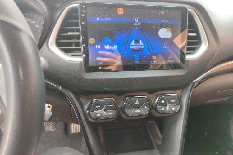 Used GAC Trumpchi GS4 2015 200T Manual Luxury Edition