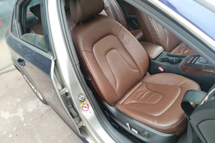 Used Audi A4L 2015 35 TFSI Automatic Comfort Model
