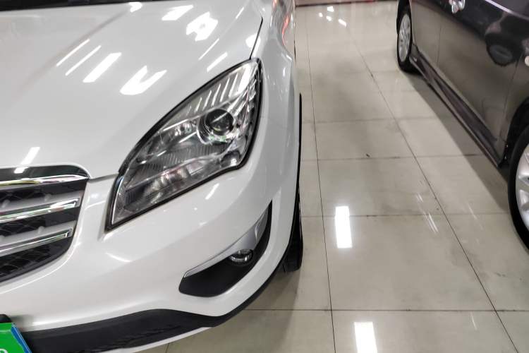 Used Changan CS35 2015 1.6L Manual Luxury Model China V Standard