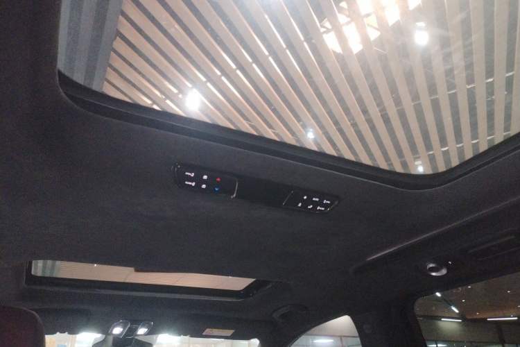 Used GAC Trumpchi M8 2023 Zongshi Series Dual-Motor Supreme Edition
